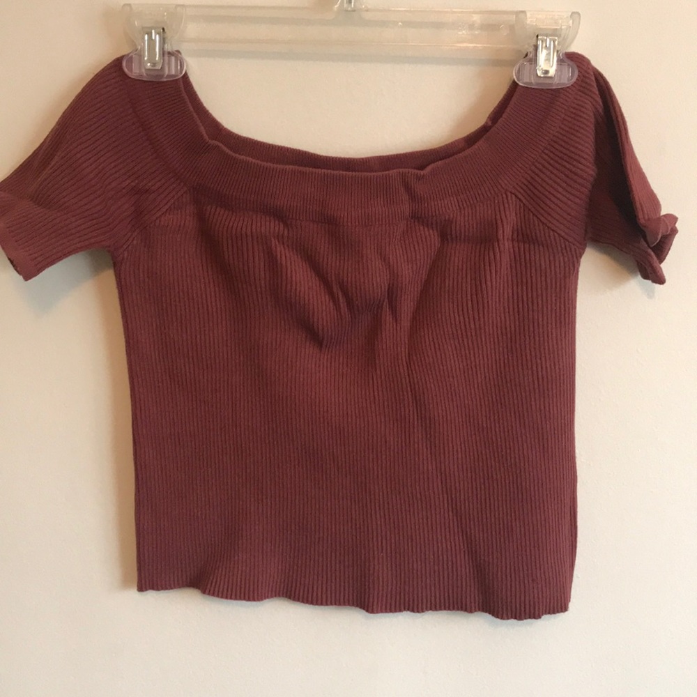 Modern Vintage Off the shoulder crop top
